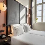 The Editory Riverside Hotel, An Historic מלון
