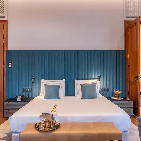 The Editory Riverside Hotel, An Historic 호텔