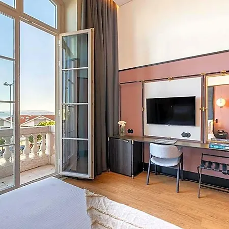 The Editory Riverside Hotel, An Historic 5* Lisboa