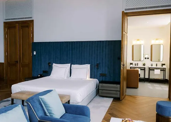 The Editory Riverside Hotel, An Historic Hotel 5*