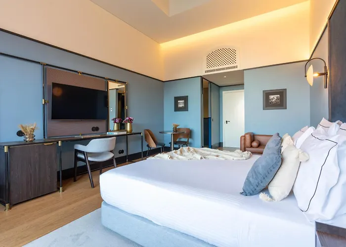 The Editory Riverside Hotel, An Historic 5*