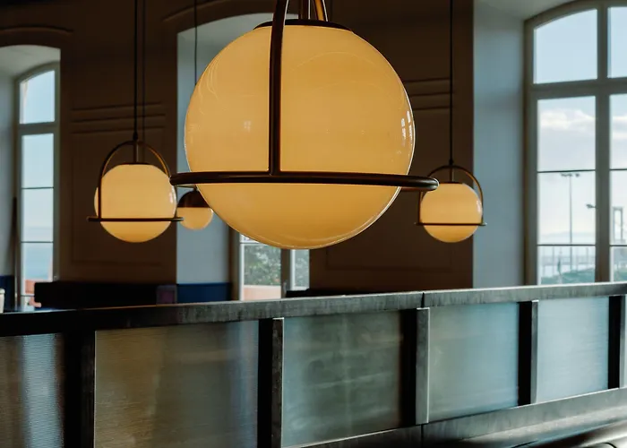 Hotel The Editory Riverside Hotel, An Historic