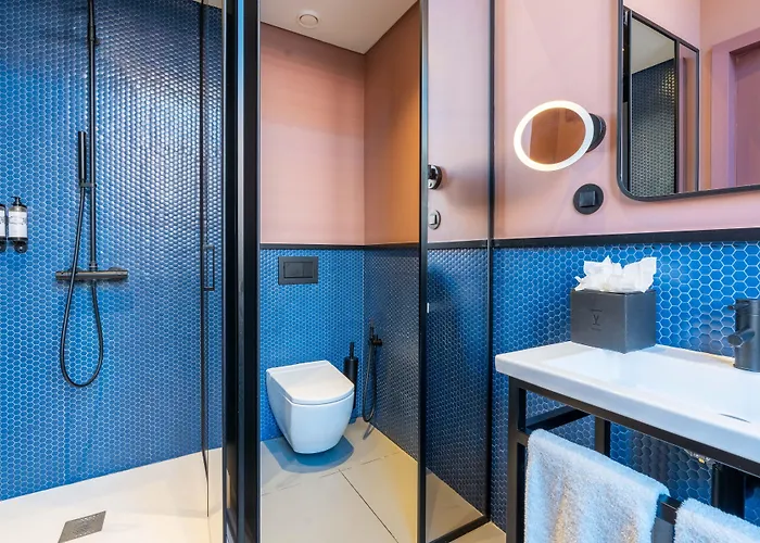 The Editory Riverside Hotel, An Historic 5*