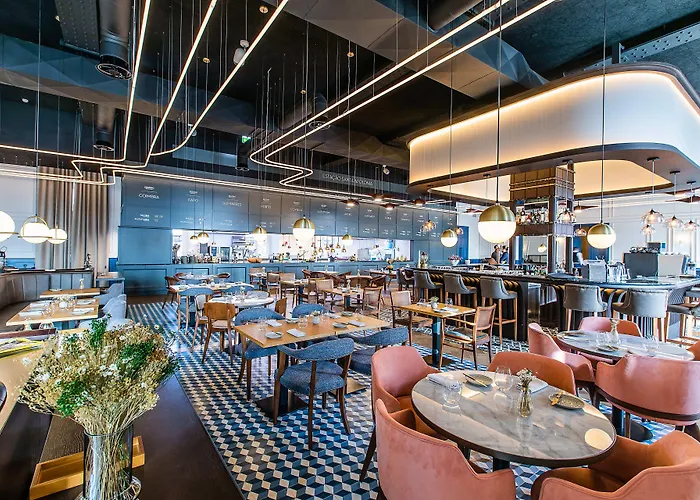 Hotel The Editory Riverside Hotel, An Historic