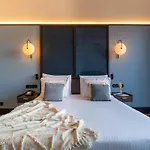 The Editory Riverside Hotel, An Historic Hotel