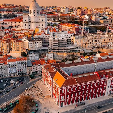 The Editory Riverside Hotel, An Historic 5* Lizbona