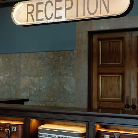 The Editory Riverside Hotel, An Historic ホテル リスボン