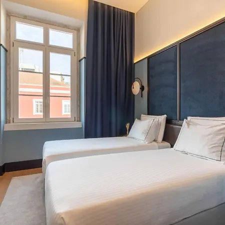 Szálloda The Editory Riverside Hotel, An Historic